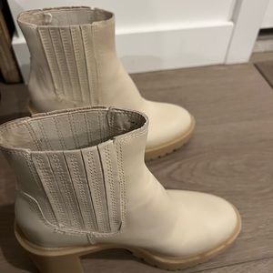 Dolce vita boots